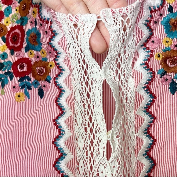 ZARA Striped Embroidered Bell Sleeve Blouse Crochet Detail Women’s Size Medium - Picture 5 of 9
